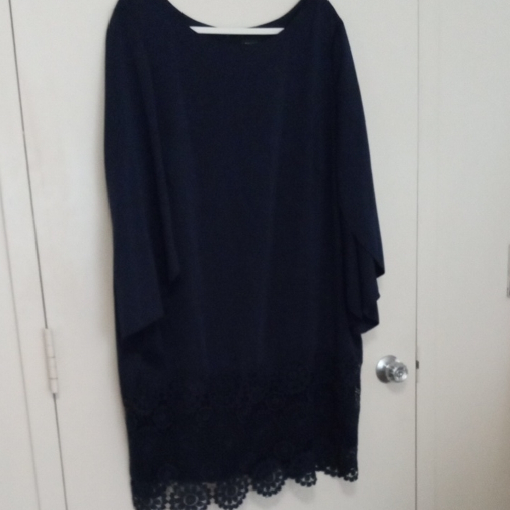 *Tahari Blue Dress with Lace Detail Size 18/20